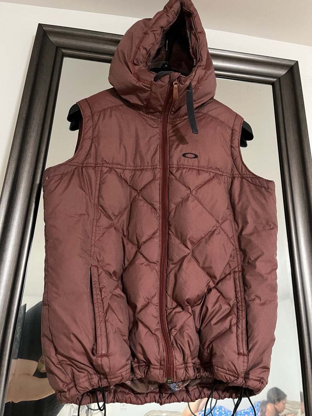 Oakley Puffer Vest Size L Brown Quilted Hooded Vintage
